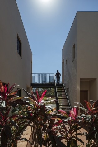 Vila Amélia, Sertãozinho SP, 2015-2017. Arquitetos Fernando O’Leary, Pedro Domingues e Pedro Faria / Vaga Arquitetura<br />Foto Leonardo Finotti 