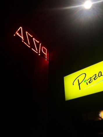 Pizzaria AM, Milão<br />Foto Rodrigo Morganti Neres 