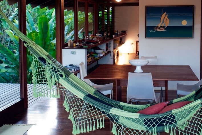 Casa nº 7, Praia de Itamambuca, Ubatuba. Arquiteto Eduardo Martins de Mello, 2008<br />Foto Antonio Saggese 
