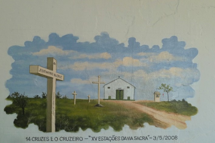 Capela no Morro da Mesa, pintura na parede interna<br />Foto Michel Gorski 