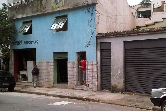 Loja de reformas, Grotão da Bela Vista<br />Foto Abilio Guerra 