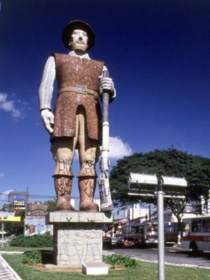 Monumento Borba Gato
