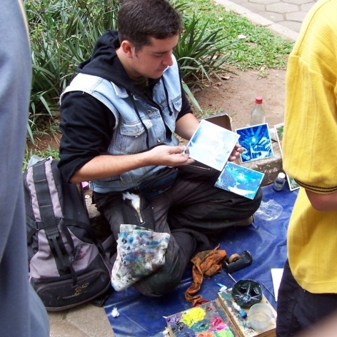 Pintor da feirinha de Friburgo, RJ, 2007<br />Foto Angela Moreira 
