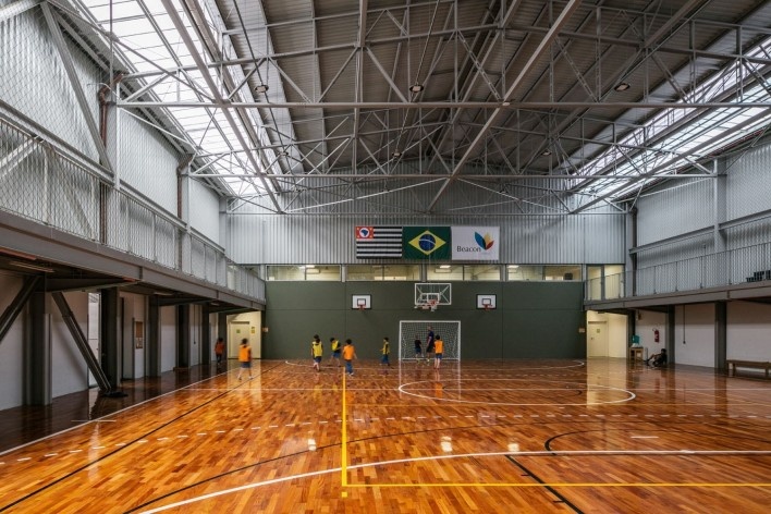 Nova sede da Beacon School, São Paulo SP Brasil, 2016. Arquitetos Vinicius Andrade, Marcelo Morettin, Marcelo Maia Rosa e Renata Andrulis / Guido Otero e Ricardo Gusmão (autores) / Andrade Morettin Arquitetos / Gusmão Otero Arquitetos Associados<br />Foto / photo Nelson Kon 