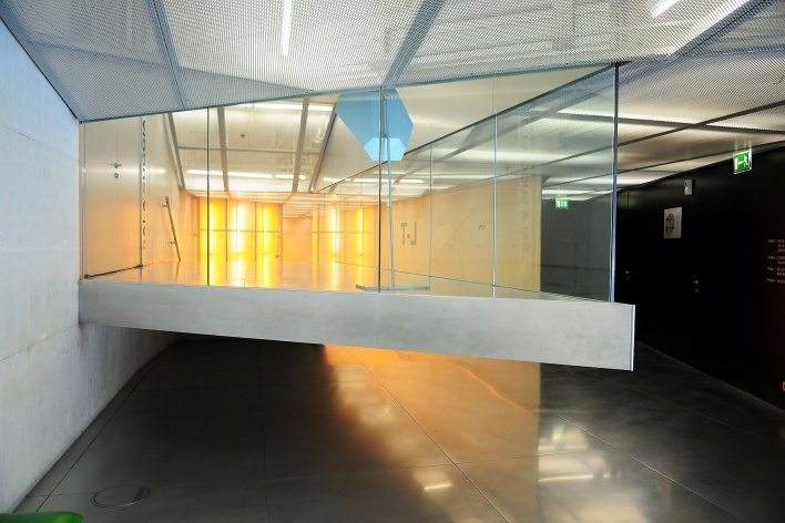 Casa da Música, Sala Suggia A-K, Porto, 2005. Arquitetos Rem Koolhaas e Ellen van Loon / OMA<br />Foto Junancy Wanderley 