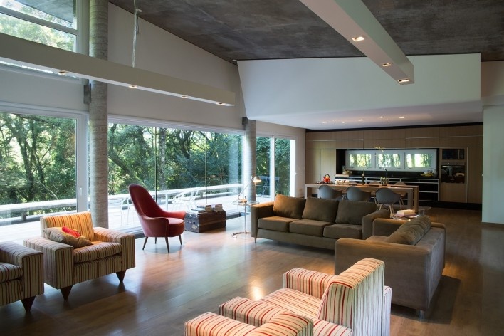 Residência SM (Casa Borboleta), Caxias do Sul RS, arquitetos Fernando dos Santos Rocha Machado e Rovena Maria Schumacher<br />Foto Joel Jordani / Bruno Kriger 