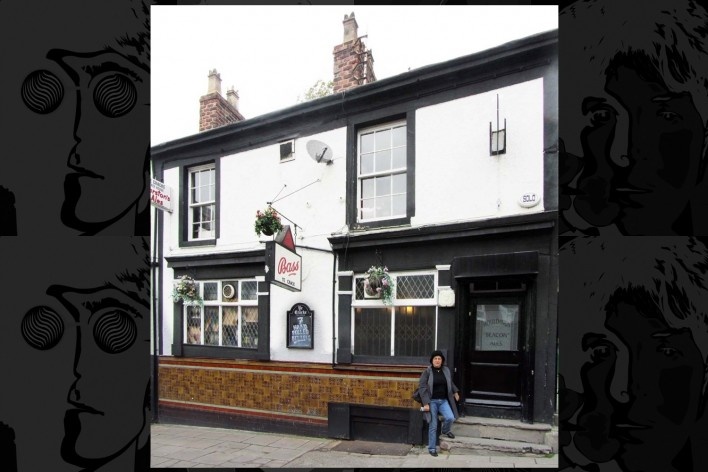 Ye Cracke na Rice Street nº 13. Pub predileto de Lennon, Cynthia e Stuart Stutcliffe e depois frequentado por todos da banda. Um pub já funcionava no local no século XIX<br />Foto Victor Hugo Mori 