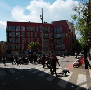 Novo edifício no Raval<br />Foto Marcio Cotrim 