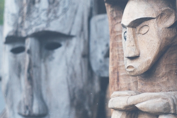 Escultura em madeira, Bali, Indonésia<br />Foto Fabricio Fernandes 