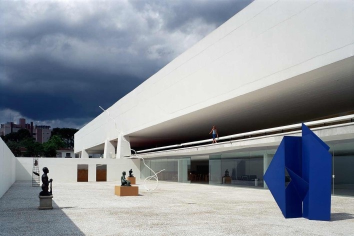 Museu Oscar Niemeyer, Curitiba. Projeto original de Oscar Niemeyer. Projeto renovação de Brasil Arquitetura<br />Foto Nelson Kon 