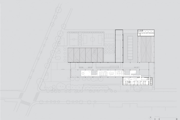 Nova sede da Beacon School, planta primeiro pavimento, São Paulo SP Brasil, 2016. Arquitetos Vinicius Andrade, Marcelo Morettin, Marcelo Maia Rosa e Renata Andrulis / Guido Otero e Ricardo Gusmão (autores) / Andrade Morettin Arquitetos / Gusmão Otero Arqu<br />Imagem divulgação / disclosure image  [Andrade Morettin Arquitetos / Gusmão Otero Arquitetos Associados]