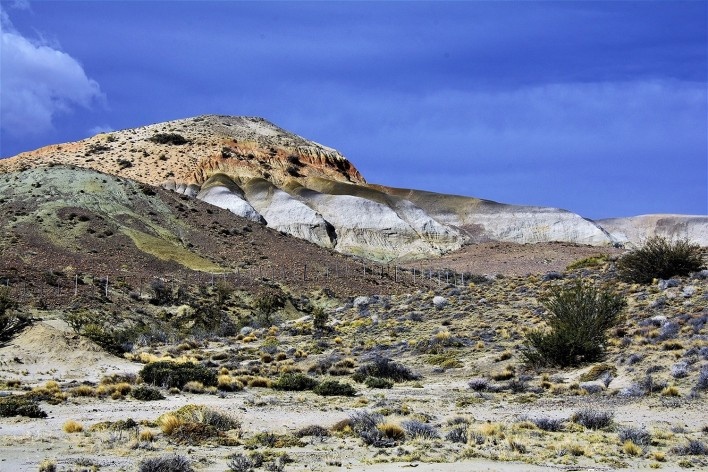 As cores da aridez. Bosque Petrificado, Sarmiento, Estado de Chubut, Argentina<br />Foto Diana Souza 