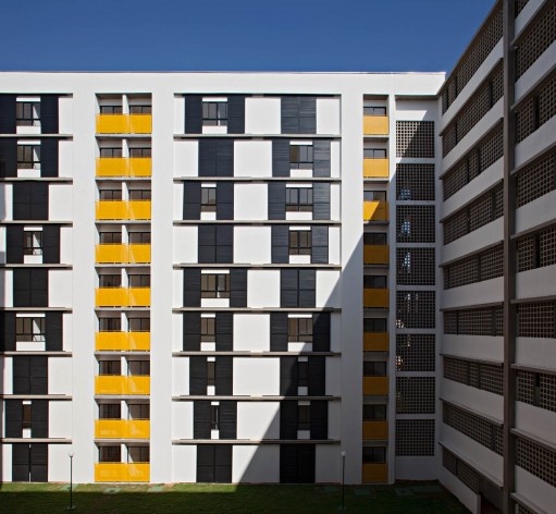 Residencial Corruíras. Marcos Boldarini, Lucas Nobre e Renato Bomfim<br />Foto Daniel Ducci 