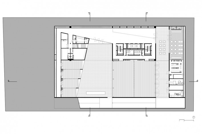 Nova sede da Confederação Nacional de Municípios – CNM, planta 1º subsolo – praças, salão nobre e restaurante.jpg, Brasília DF, 2016. Arquitetos Luís Eduardo Loiola e Maria Cristina Motta / Mira Arquitetos<br />Desenho divulgação 