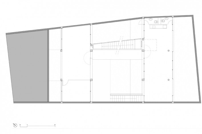 Estúdio Madalena, planta na cota 93,30, São Paulo, 2015. Apiacás Arquitetos