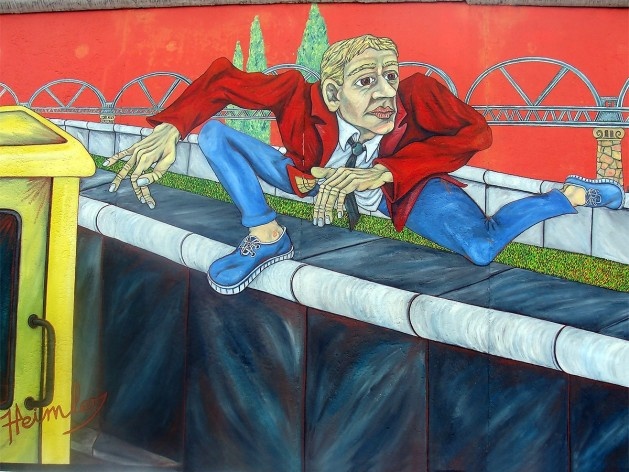 Muro grafitado em Berlim<br />Foto Bruno Santos Stassi 