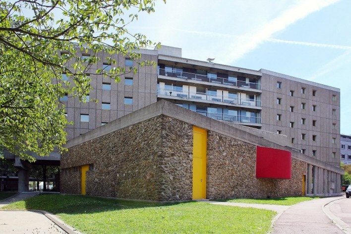 Casa do Brasil, Cidade Universitária de Paris, arquitetos Lúcio Costa e Le Corbusier<br />Foto Maria Claudia Levy 