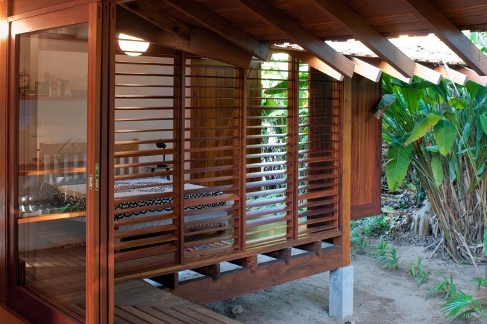 Casa nº 6, Praia de Itamambuca, Ubatuba. Arquiteto Eduardo Martins de Mello, 2008<br />Foto Antonio Saggese 