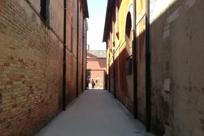 Acesso ao Arsenale, Veneza<br />Foto Helena Guerra 