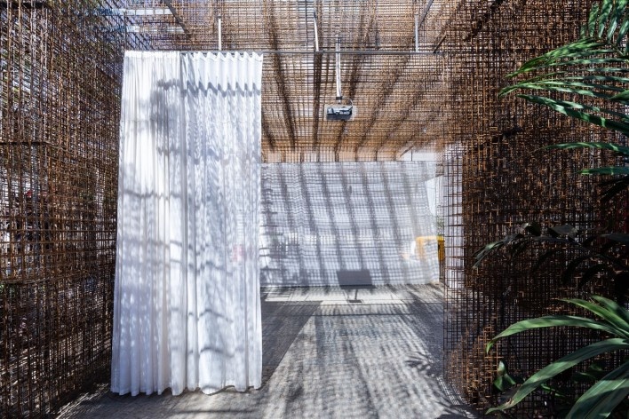Pavilhão Nuvem ArcelorMittal na Casacor MG 2018, Belo Horizonte MG Brasil, 2018. Arquitetos Rafael Gil, Carolina Miguez, Filipe Silva Gonçalves e Marcos Vinicius Lourenço / Arquitetos Associados<br />Foto Gabriel Castro 