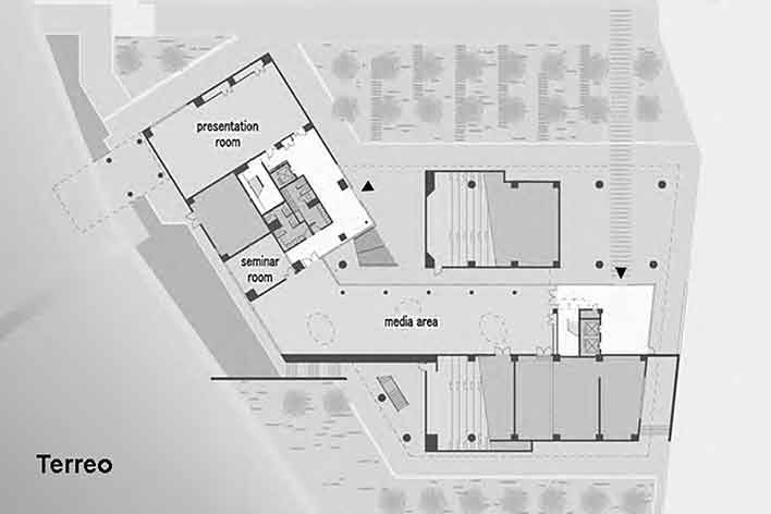Escola de Administração, planta térreo, Josai International University, Saitama-ken, Japão, 2003-2006, Studio Sumo<br />Imagem divulgação  [Studio Sumo]