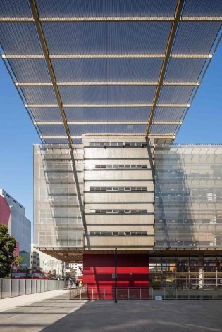Centro Paula Souza, São Paulo, arquitetos Francisco Spadoni e Pedro Taddei<br />Foto Nelson Kon 