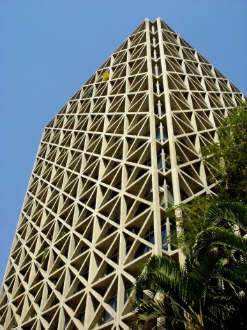 Edifício Acal, São Paulo SP, 1974. Arquitetos Pedro Paulo de Melo Saraiva, Sergio Ficher e Henrique Cambiaghi Filho<br />Foto atual  [Pedro Paulo de Melo Saraiva Arquitetos Associados]