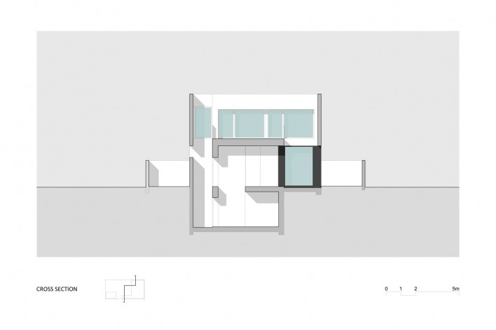 Corte Transversal Casa no Juso. Projeto ARX Portugal + Stefano Riva, 2011<br />divulgação 