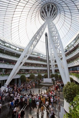 “The Khan Shatyr Entertainment Centre”, Astana, Kazakhstan, 2006–2010. Foster+Partners