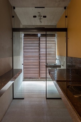 Estúdios Ouro Preto, Sete Lagoas MG Brasil, 2016. Arquitetos Carlos Alberto Maciel e Ulisses Mikhail Jardim Itokawa / Arquitetos Associados<br />Foto Leonardo Finotti 