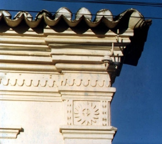 Platibanda decorada, Pç D. Daniel, 1992<br />Foto Ana Alaíde Amaral 