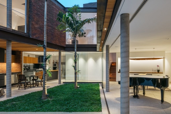 Residência RFC, São Paulo SP Brasil, 2018. Arquitetos Henrique Reinach e Maurício Mendonça / Reinach Mendonça Arquitetos Associados<br />Foto/ Photo Nelson Kon 