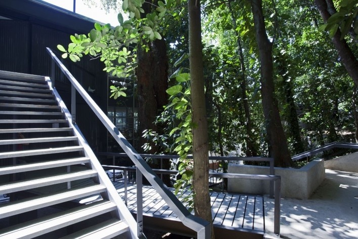 Edifício Beta, Campus da PUC-Rio, Rio de Janeiro. Arquitetos Marcos Favero, Andres Passaro e Diego Portas<br />Foto Fran Parente 
