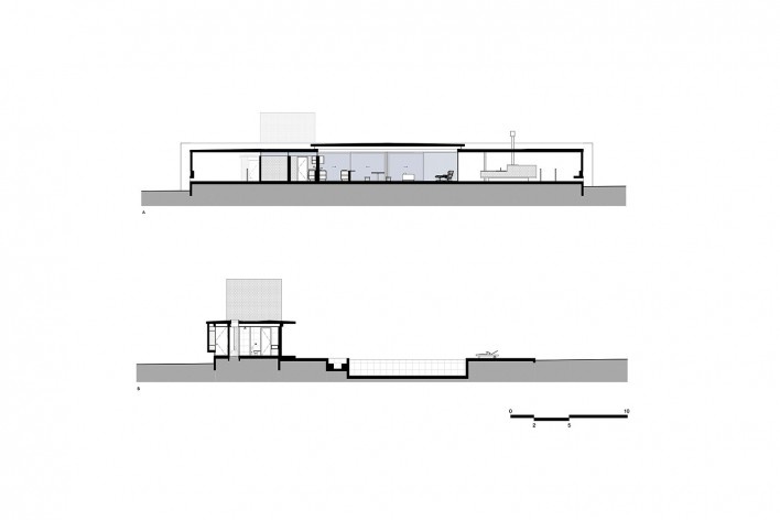 Casa Vila Rica, cortes AA e BB, Brasília DF Brasil, 2017. Arquitetos Daniel Mangabeira, Henrique Coutinho e Matheus Seco / Bloco Arquitetos<br />Imagem divulgação  [Bloco Arquitetos]