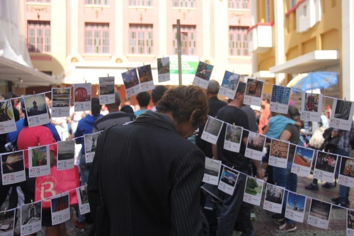 Contemplar o espaço urbano da própria cidade também pode ser mágico, Rua Halfeld, Juiz de Fora, 30/05/2015<br />Foto David Azevedo 
