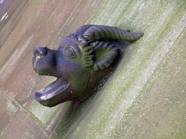 Quimera na fachada da Catedral de Notre-Dame de Strassbourg<br />Foto Victor Hugo Mori 