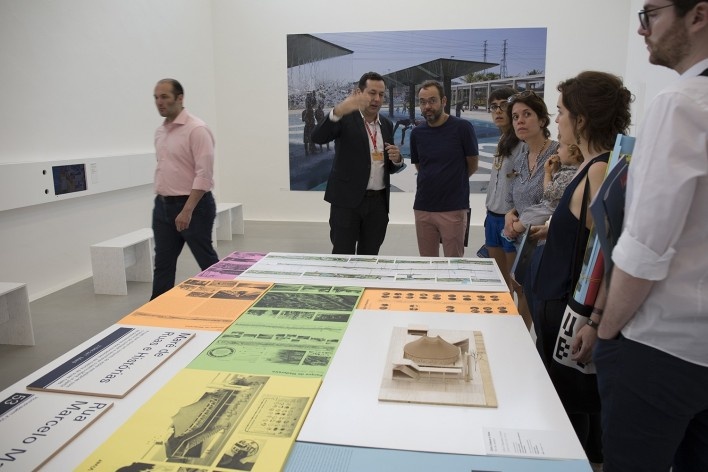 Washington Fajardo, curador, apresenta mostra brasileira<br />Foto Flavio Coddou 