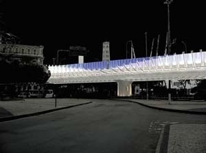 Praça Mauá, vista noturna<br />Imagem dos autores do projeto 