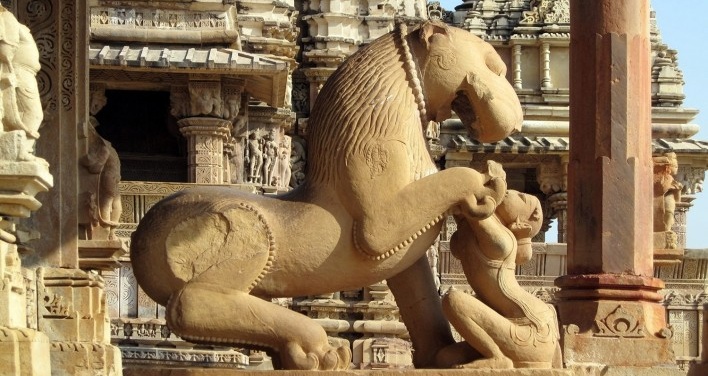 Templos Khajuharo em Madhya Pradesh, Índia<br />Fotomontagem Victor Hugo Mori, 2010 