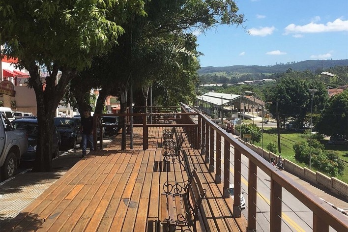 Terraço dos Resedás. Douglas Piccolo e Cibele Correard Piccolo<br />Foto Cinara Correard Piccolo 