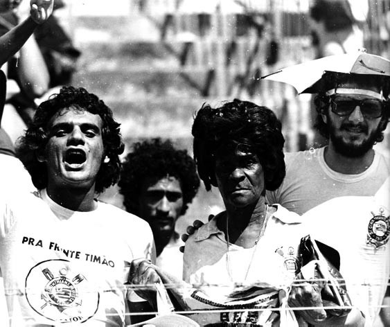 Torcida corintiana no Beira-Rio, decisão de 1976