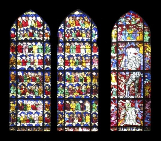 Vitral com demônio, interior da Catedral de Notre-Dame de Strassbourg<br />Foto Victor Hugo Mori 