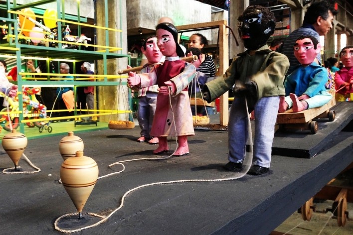 Exposição "Mais de Mil Brinquedos para a Criança Brasileira", Sesc Pompeia, de 9 de julho de 2013 a 2 de fevereiro de 2014<br />Foto Caio Romano Guerra 