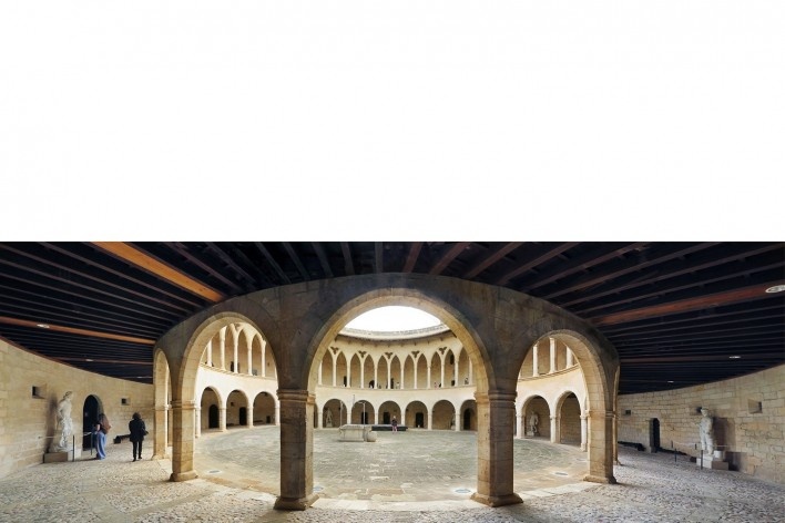 Castelo de Bellver, Palma de Maiorca, Espanha<br />Foto Victor Hugo Mori 