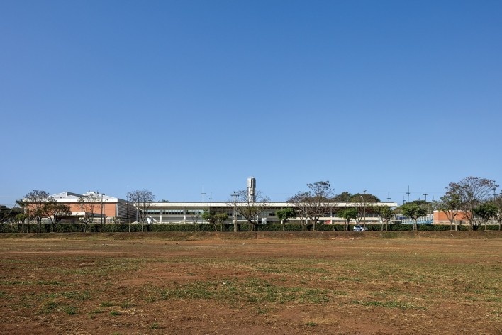 Sesc Araraquara, 2000. Arquitetos Abrahão Sanovicz e Edson Jorge Elito<br />Foto Leonardo Finotti 