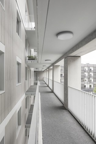 Bottière Chénaie, Nantes, France, 2019. Architects Kees Kaan, Vincent Panhuysen, Dikkie Scipio (authors) / Kaan Architecten<br />Foto/ photo Sebastian van Damme 