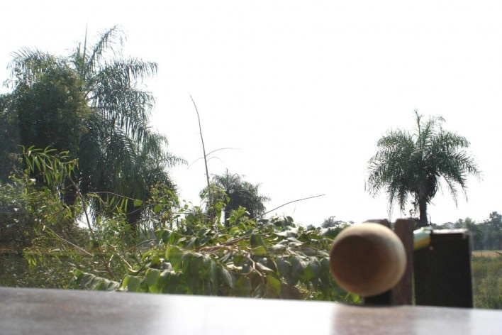 Casa en el aire. Imagen desde la ventana. Sergio Fanego, Larissa Rojas, Miguel Duarte. Luque, Paraguay. 2008-2010.