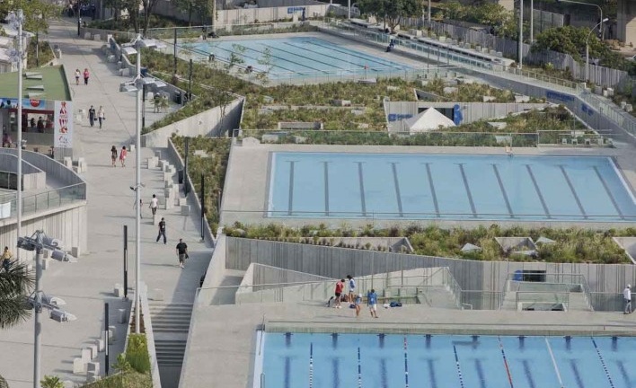 Complejo Acuático para los Juegos Panamericanos 2010 en Medellín <br />Foto Iwan Baan y Paisajes Emergentes 