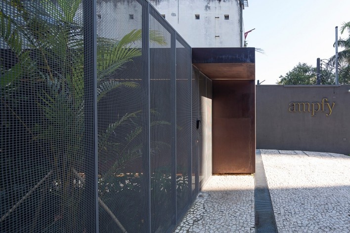 Edifício Girassol, São Paulo SP Brasil, 2016. Arquitetos Henrique Reinach e Maurício Mendonça/ Reinach Mendonça Arquitetos Associados<br />Foto Tony Chen 