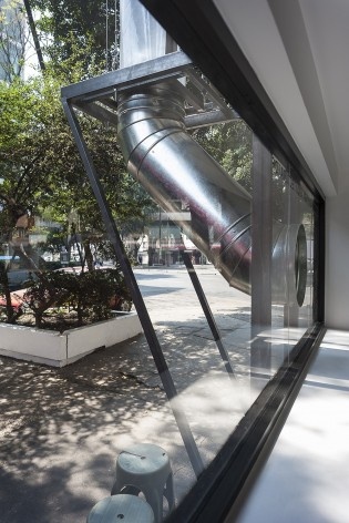 Subsolanus, Cidade do México, 2015-2016. Arquitetos Anna Juni, Enk te Winkel e Gustavo Delonero (Vão Arquitetura) + Marina Canhadas<br />Foto Luis Gallardo  [LGM Studio]